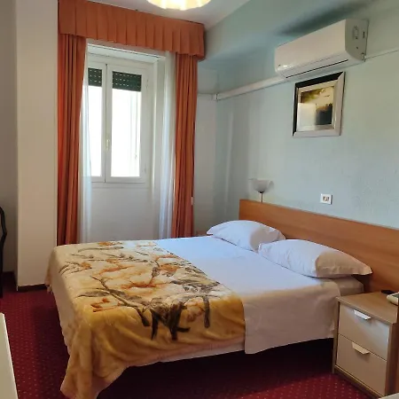 Hotel Sorriso 3*